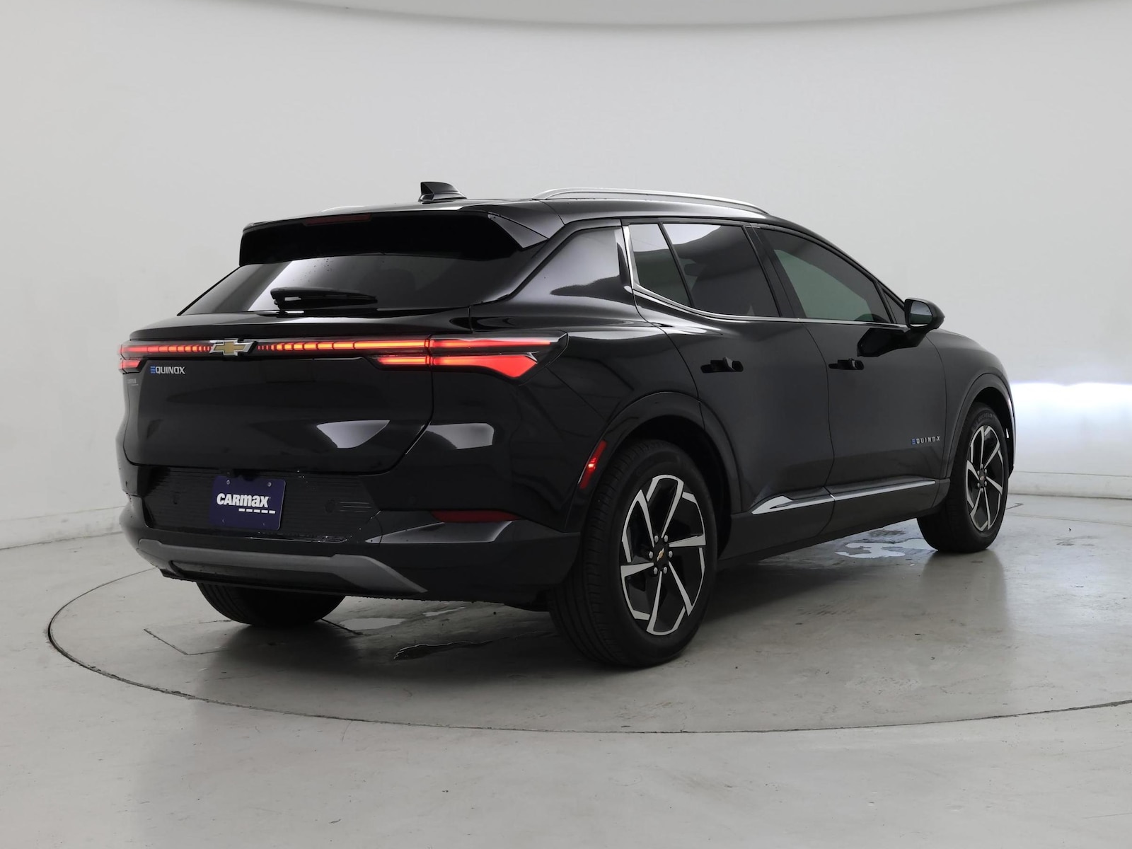 2024 Chevrolet Equinox EV LT - Photo 9