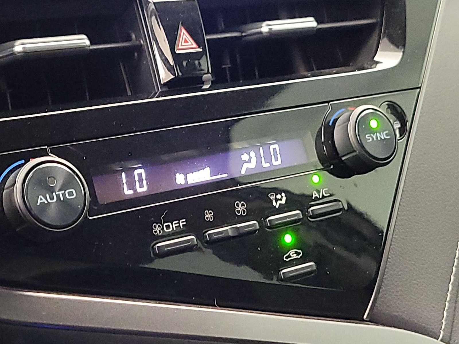 2021 Toyota Camry XSE - Photo 18