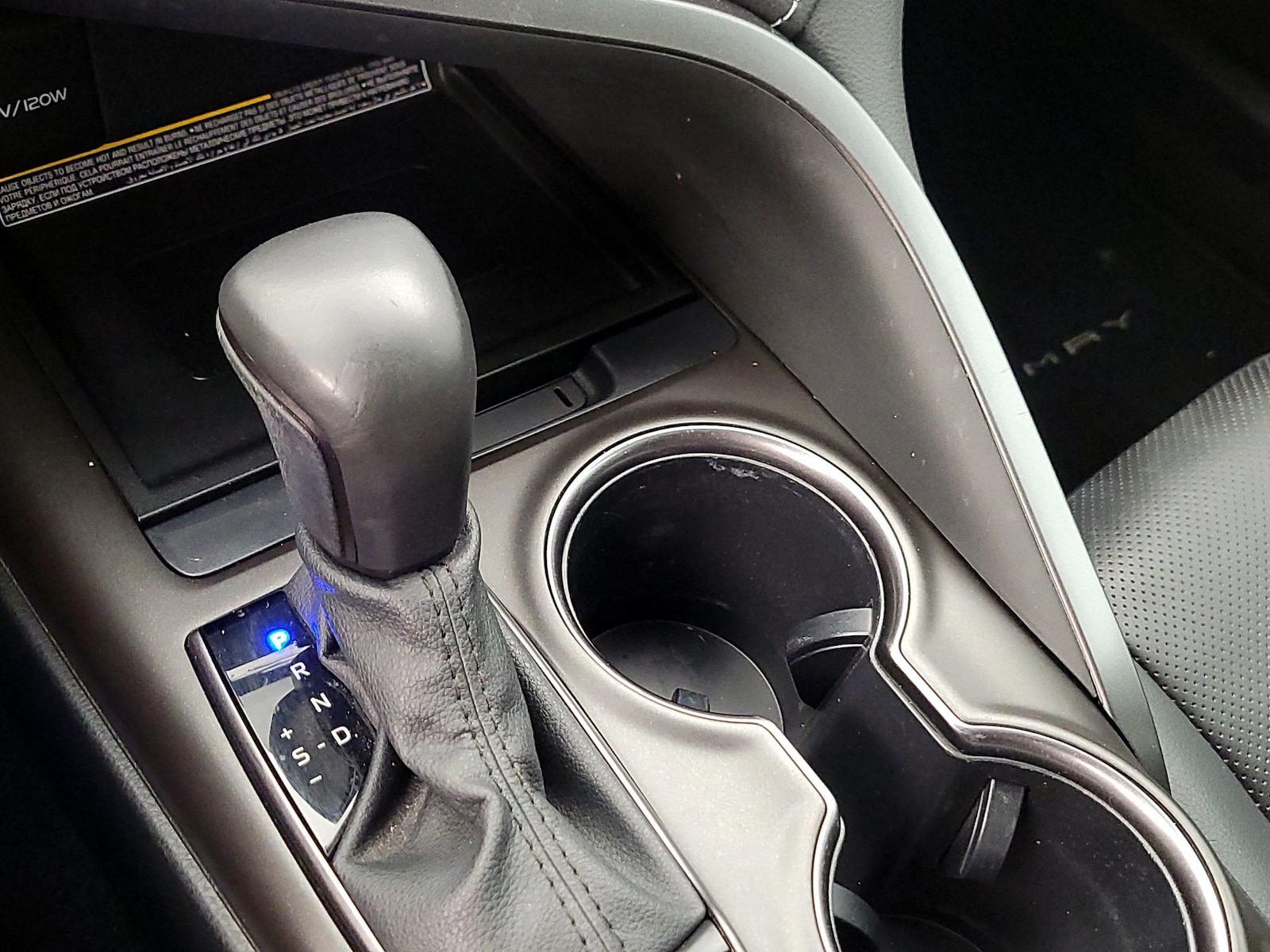 2021 Toyota Camry XSE - Photo 19