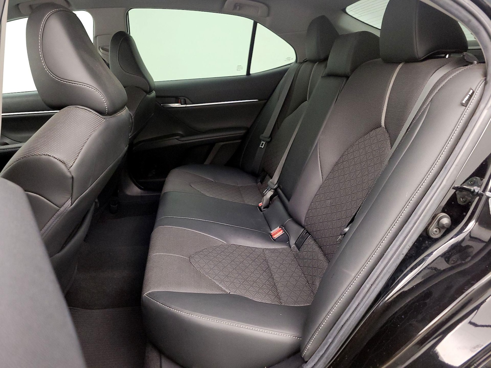 2021 Toyota Camry XSE - Photo 22