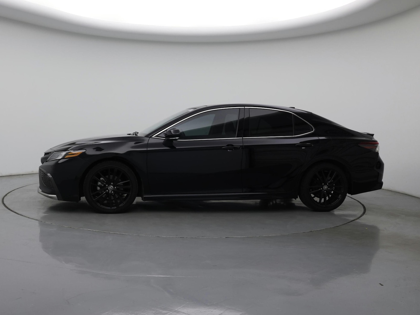 2021 Toyota Camry XSE - Photo 4