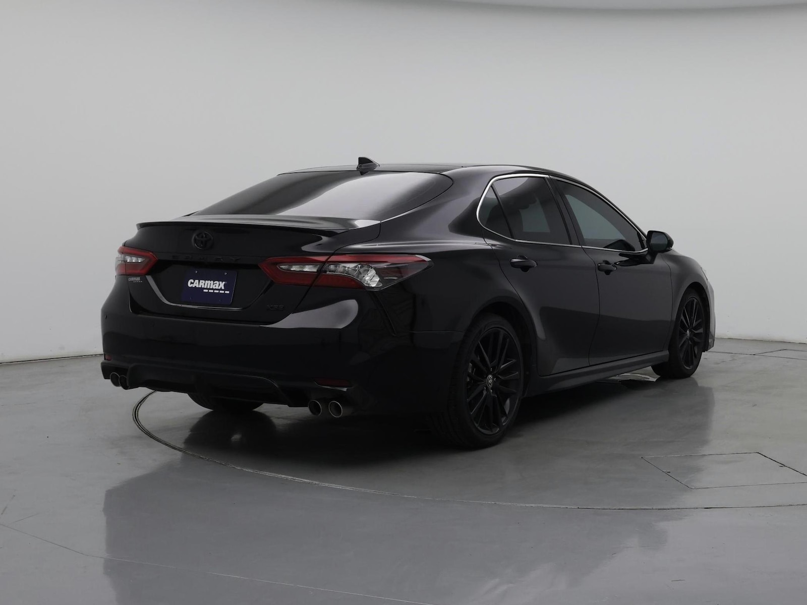 2021 Toyota Camry XSE - Photo 9