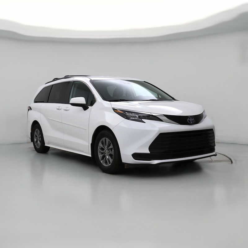 2024 Toyota Sienna Hybrid LE