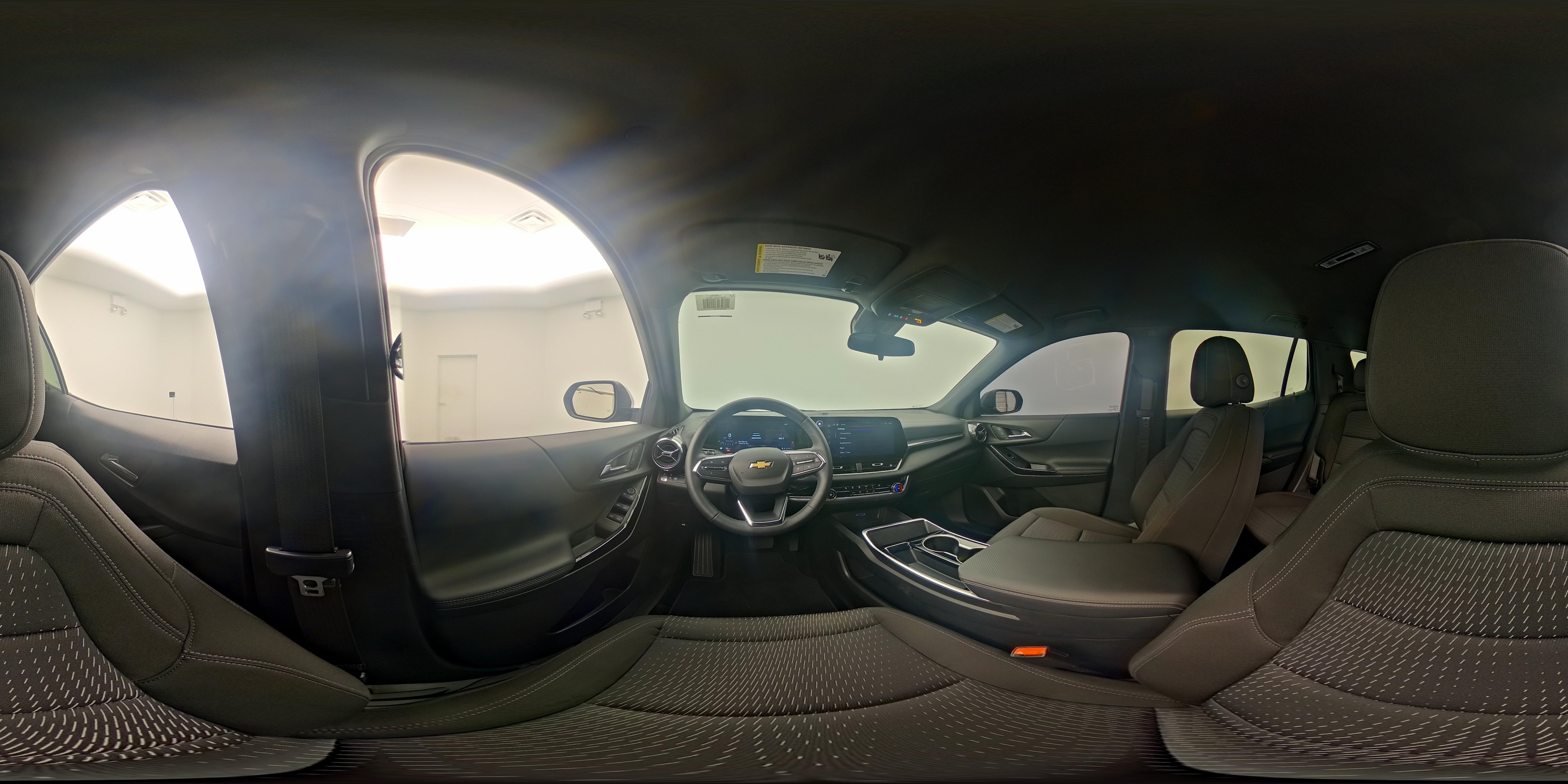 2025 Chevrolet Equinox LT - Photo 27