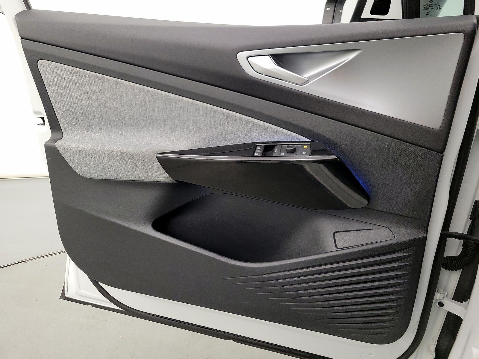 2024 Volkswagen ID.4 STANDARD - Photo 13