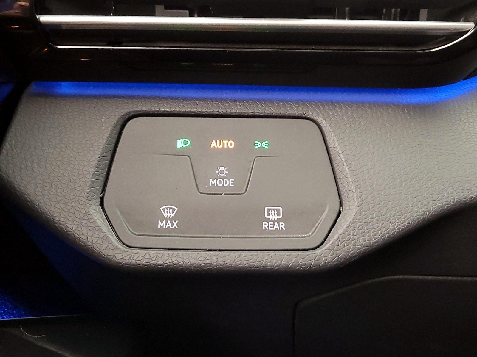 2024 Volkswagen ID.4 STANDARD - Photo 14