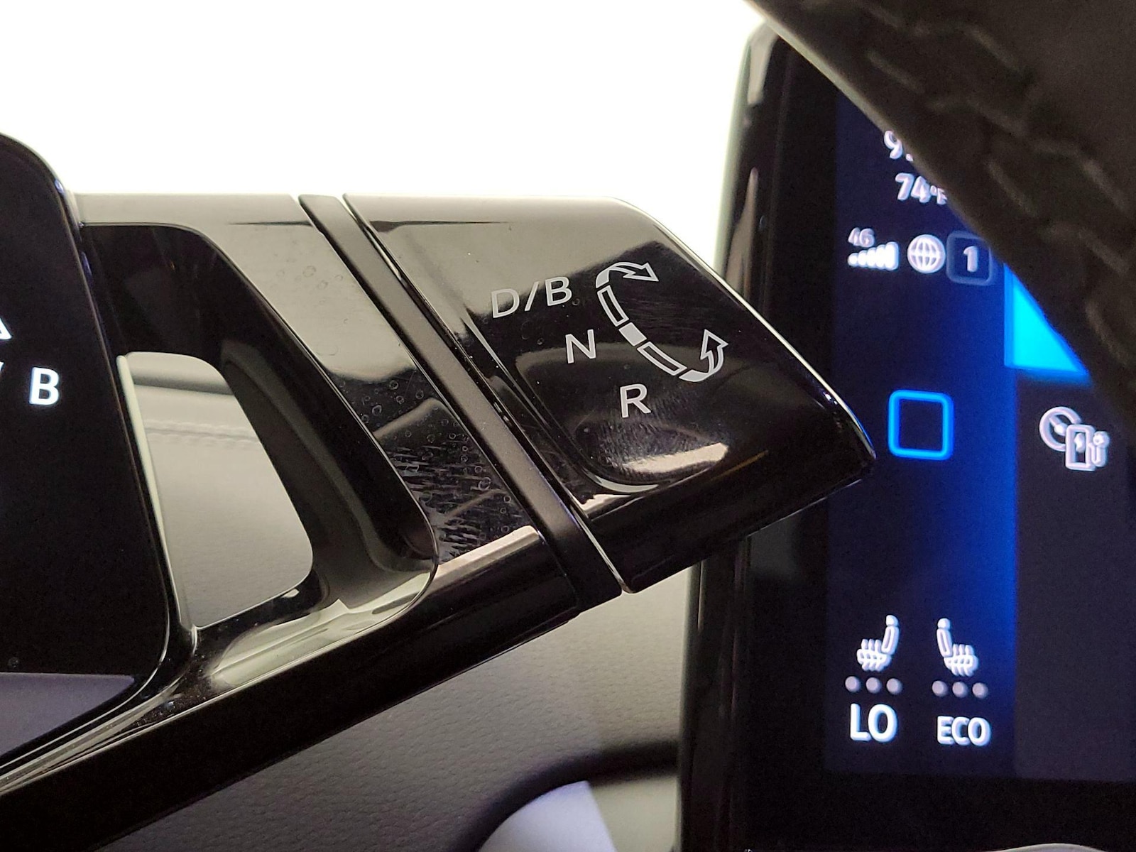 2024 Volkswagen ID.4 STANDARD - Photo 18
