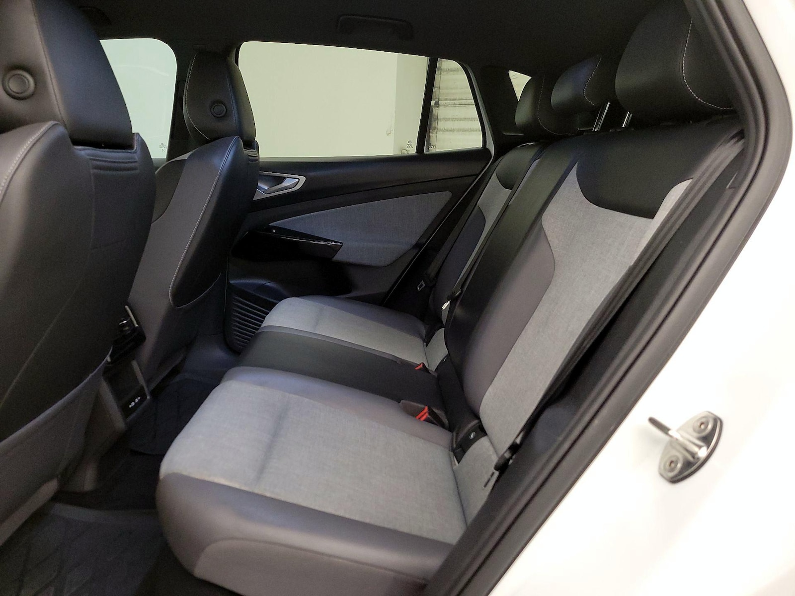 2024 Volkswagen ID.4 STANDARD - Photo 19