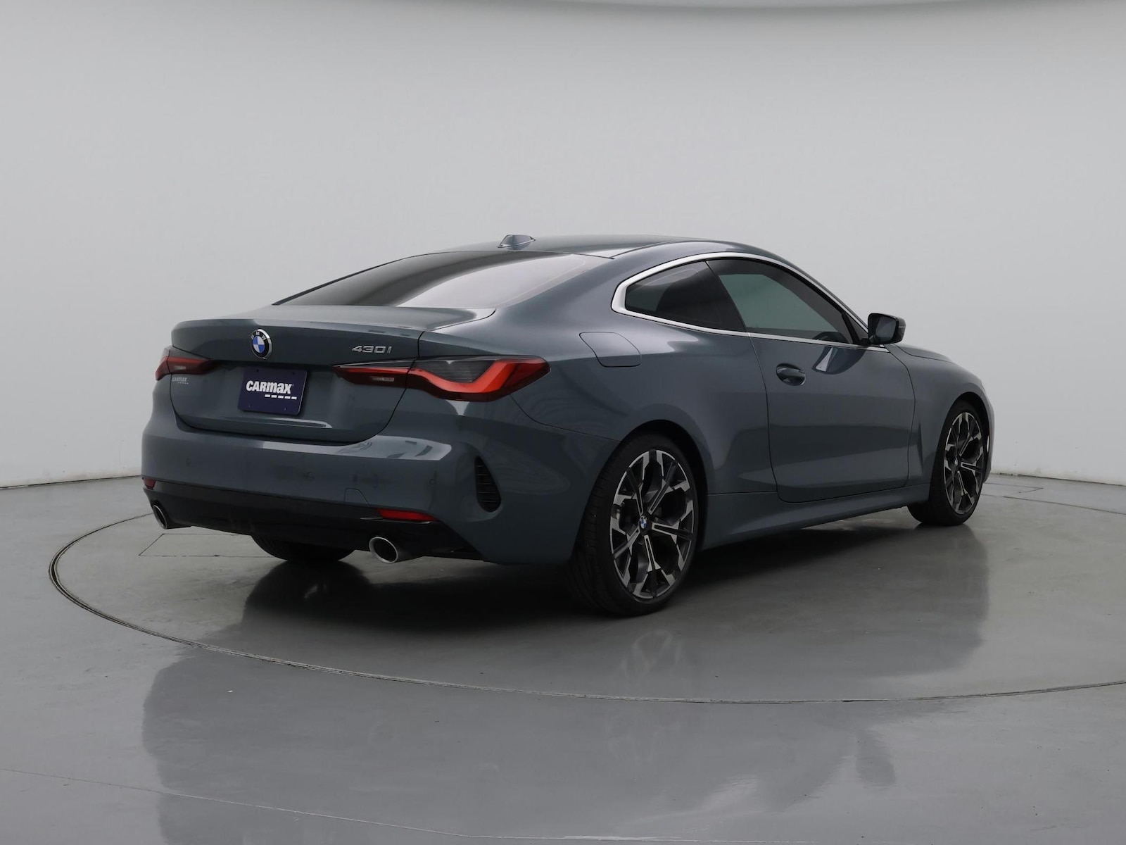 2025 BMW 4 Series 430i - Photo 9