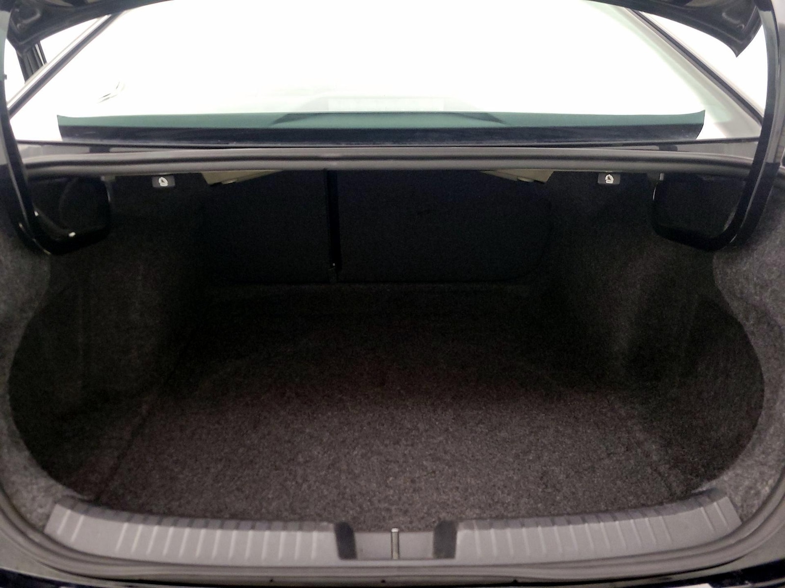 2025 Volkswagen Jetta SE - Photo 22