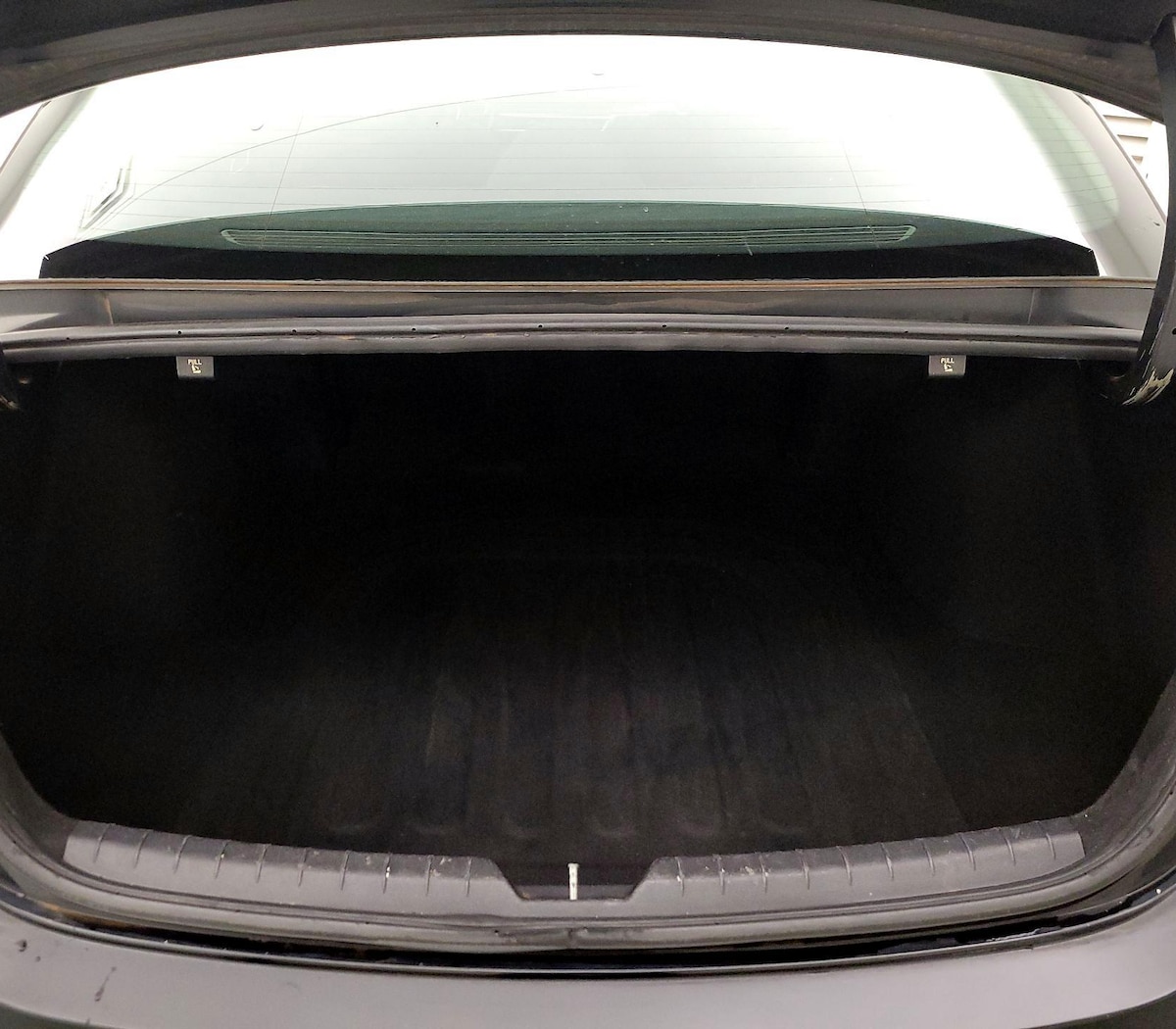 Trunk/Cargo (Seats Up)