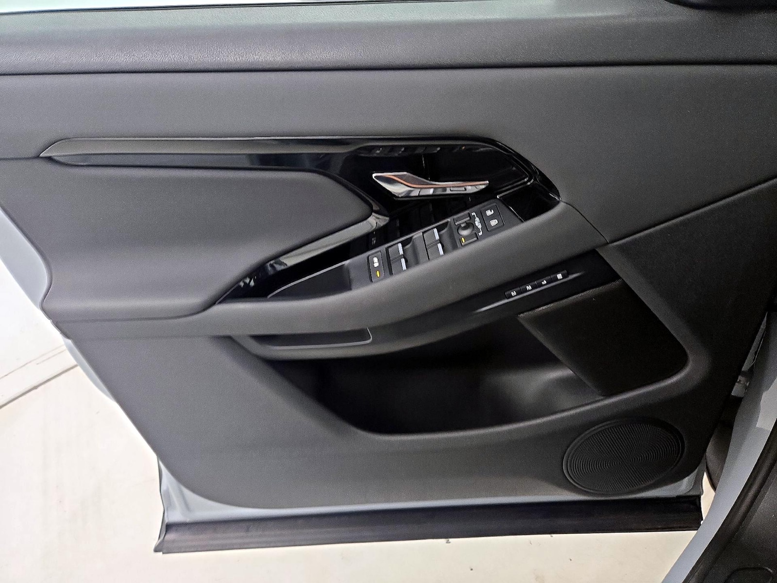 2024 Land Rover Range Rover Evoque S - Photo 13