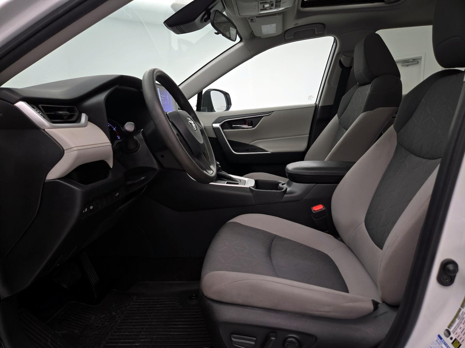 Power Seat(s) & Side Airbags