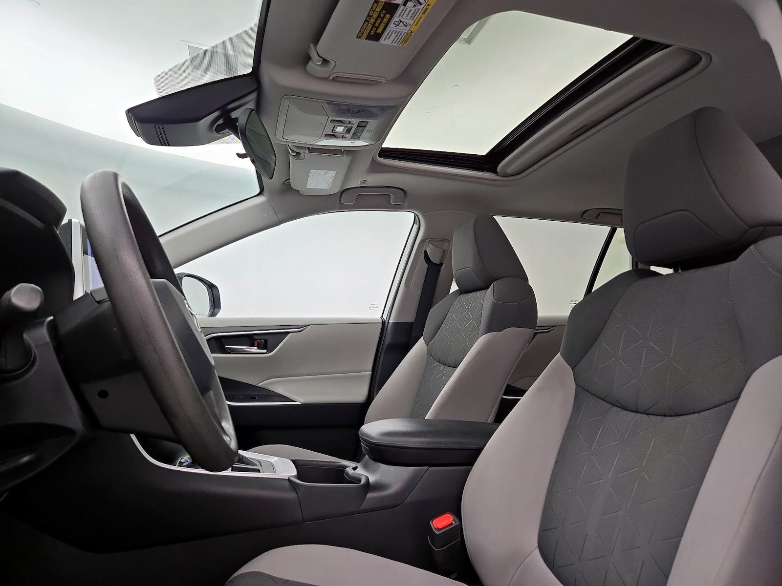 Sunroof(s) & Overhead Airbags