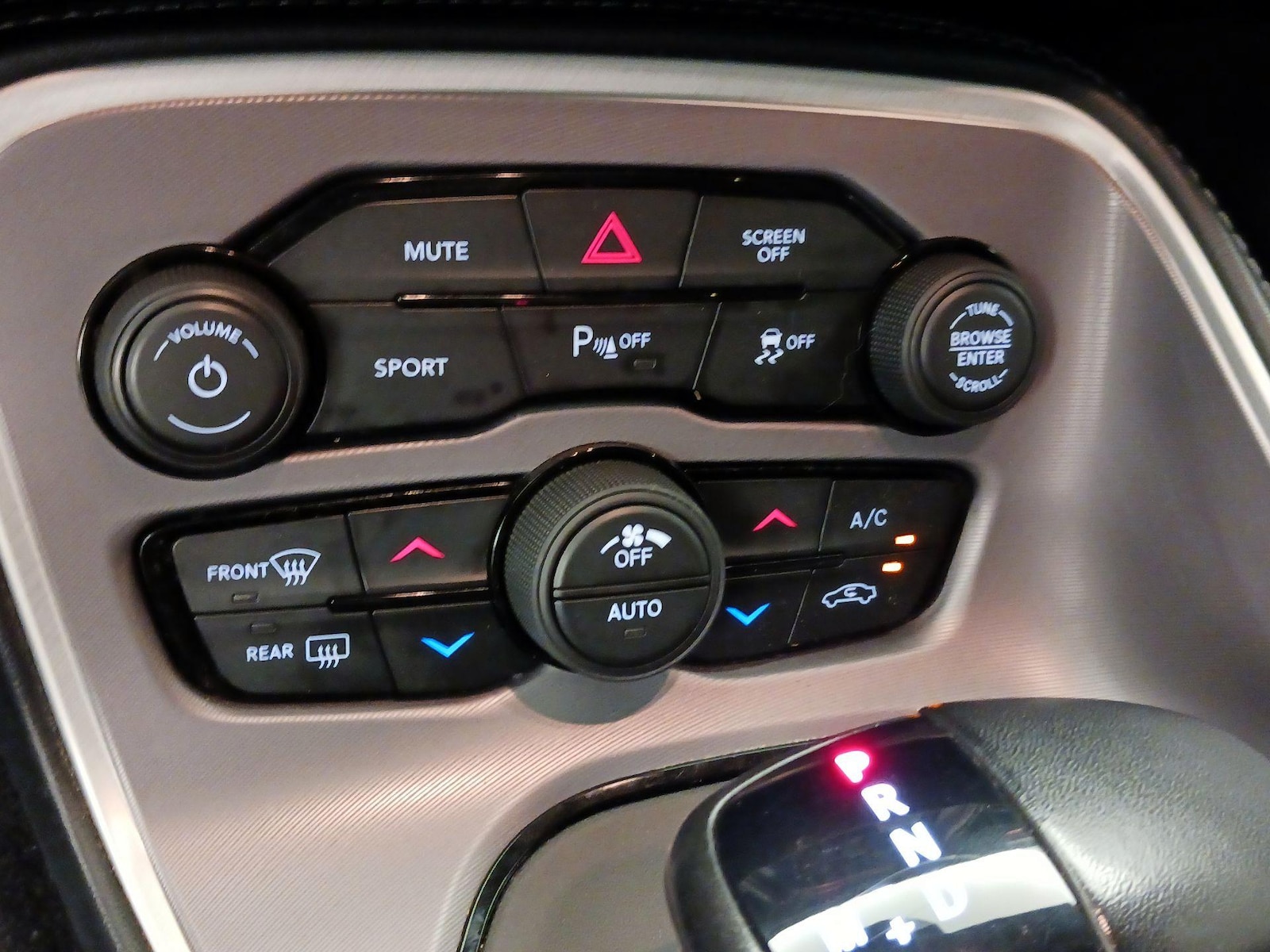 2022 Dodge Challenger GT - Photo 17