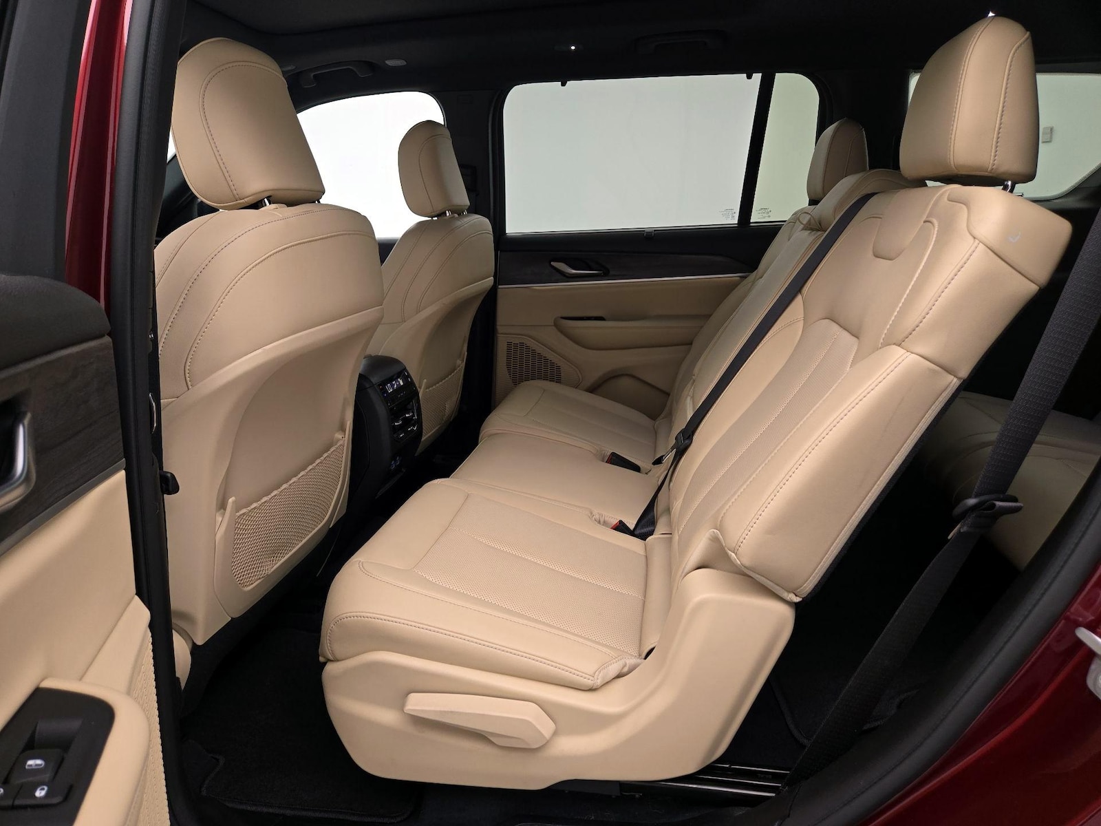 Rear Air Conditioning