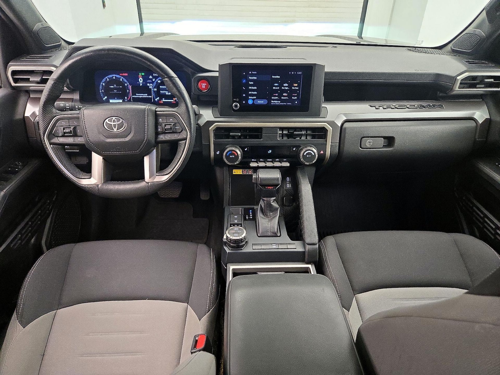Apple CarPlay® & Android Auto™