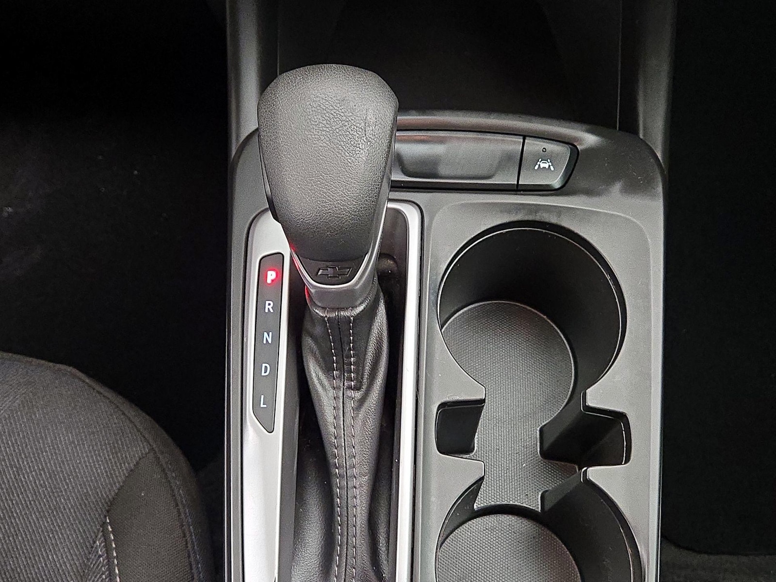 2024 Chevrolet Trax LS - Photo 18