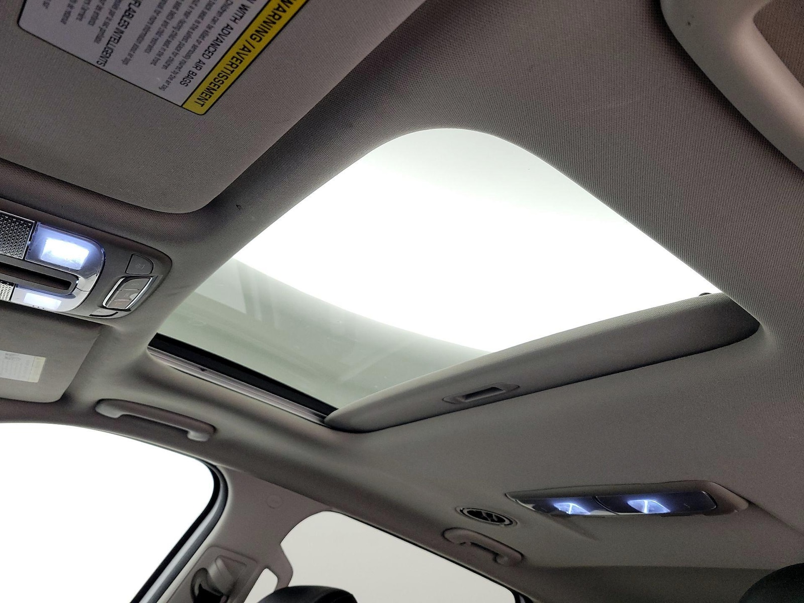 Sunroof(s) & Overhead Airbags