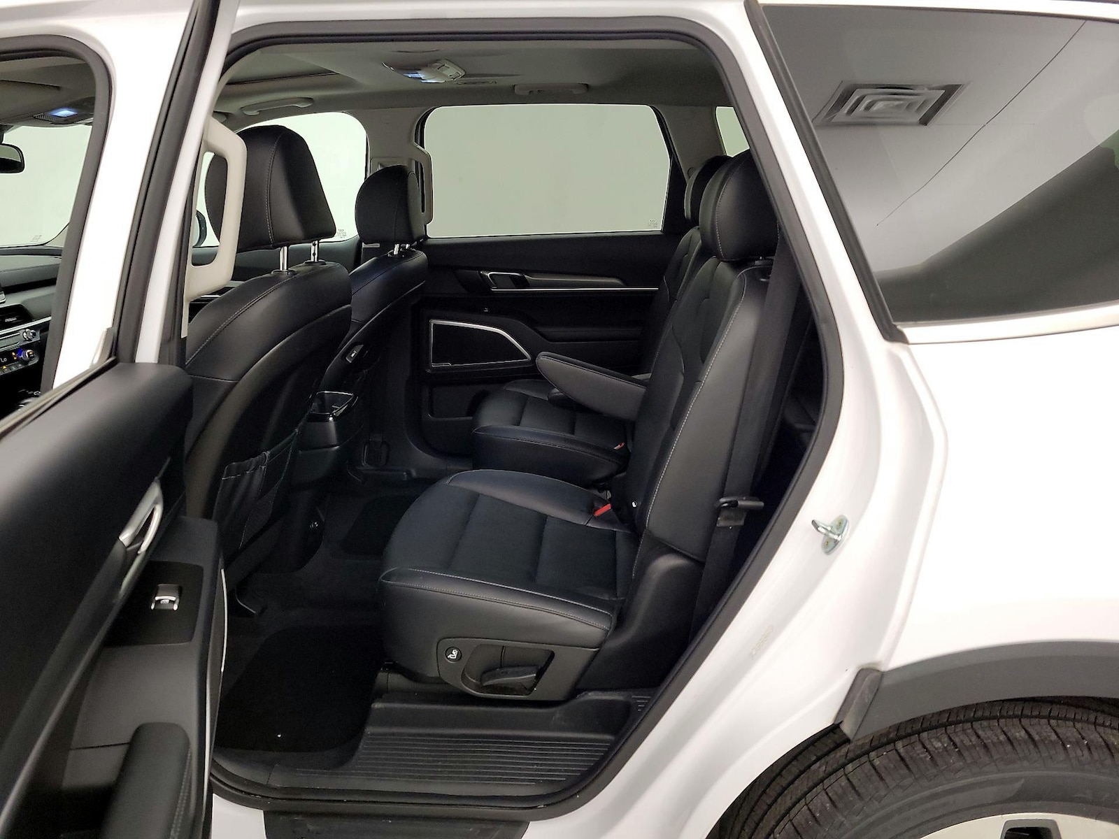 Rear Air Conditioning