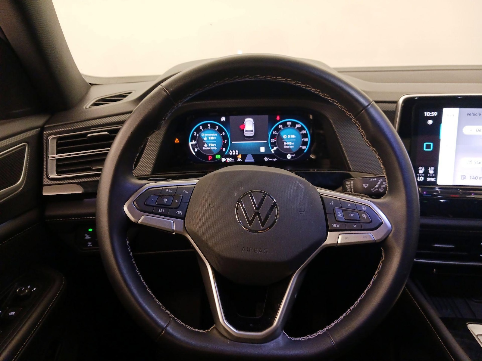 2025 Volkswagen Atlas Cross Sport SEL - Photo 11