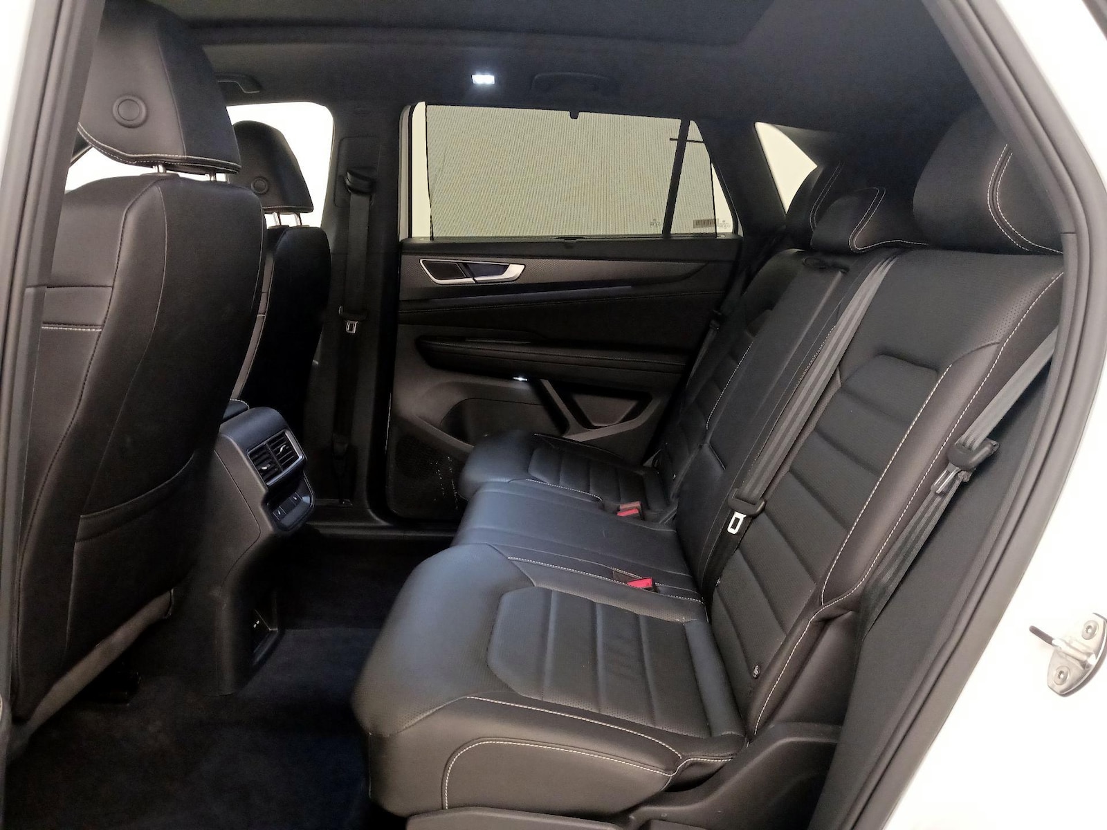 2025 Volkswagen Atlas Cross Sport SEL - Photo 22