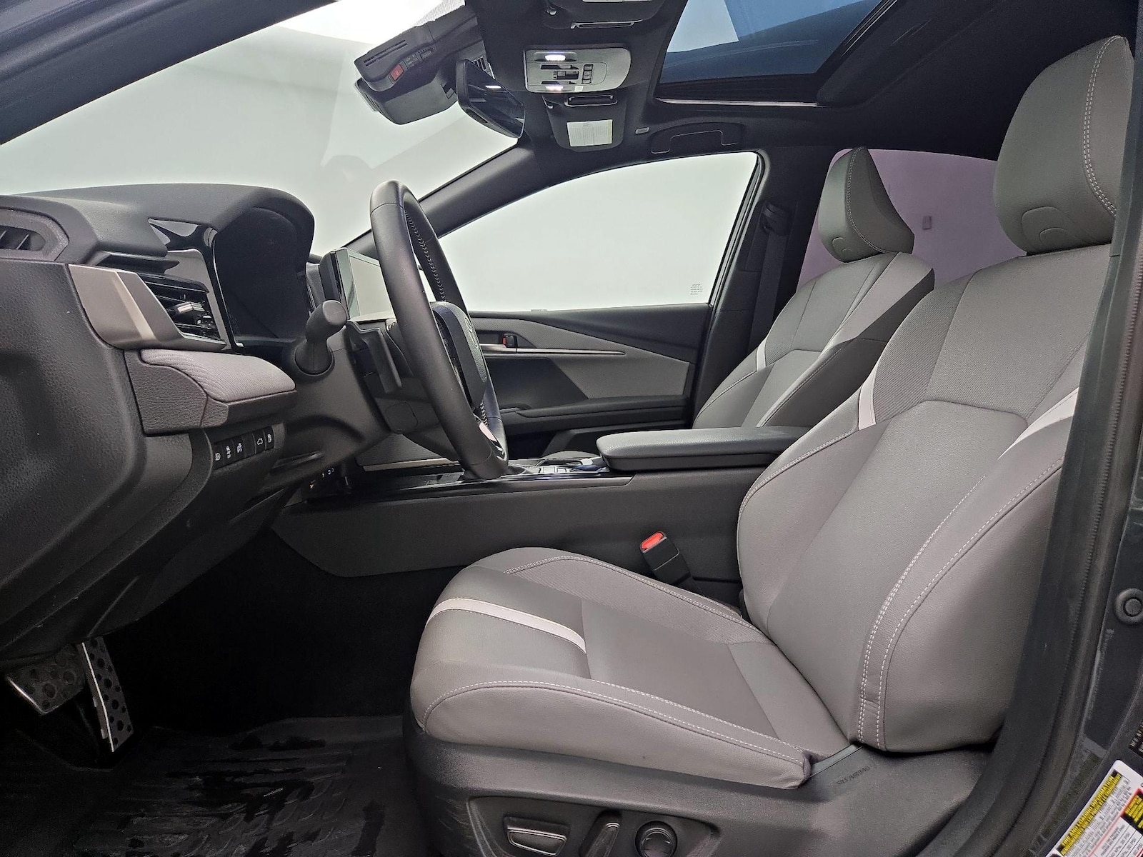 Power Seat(s) & Side Airbags