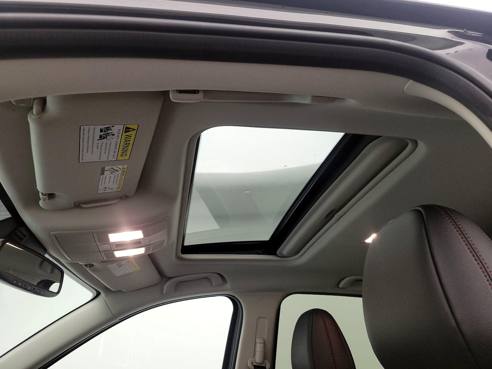 Sunroof(s) & Overhead Airbags