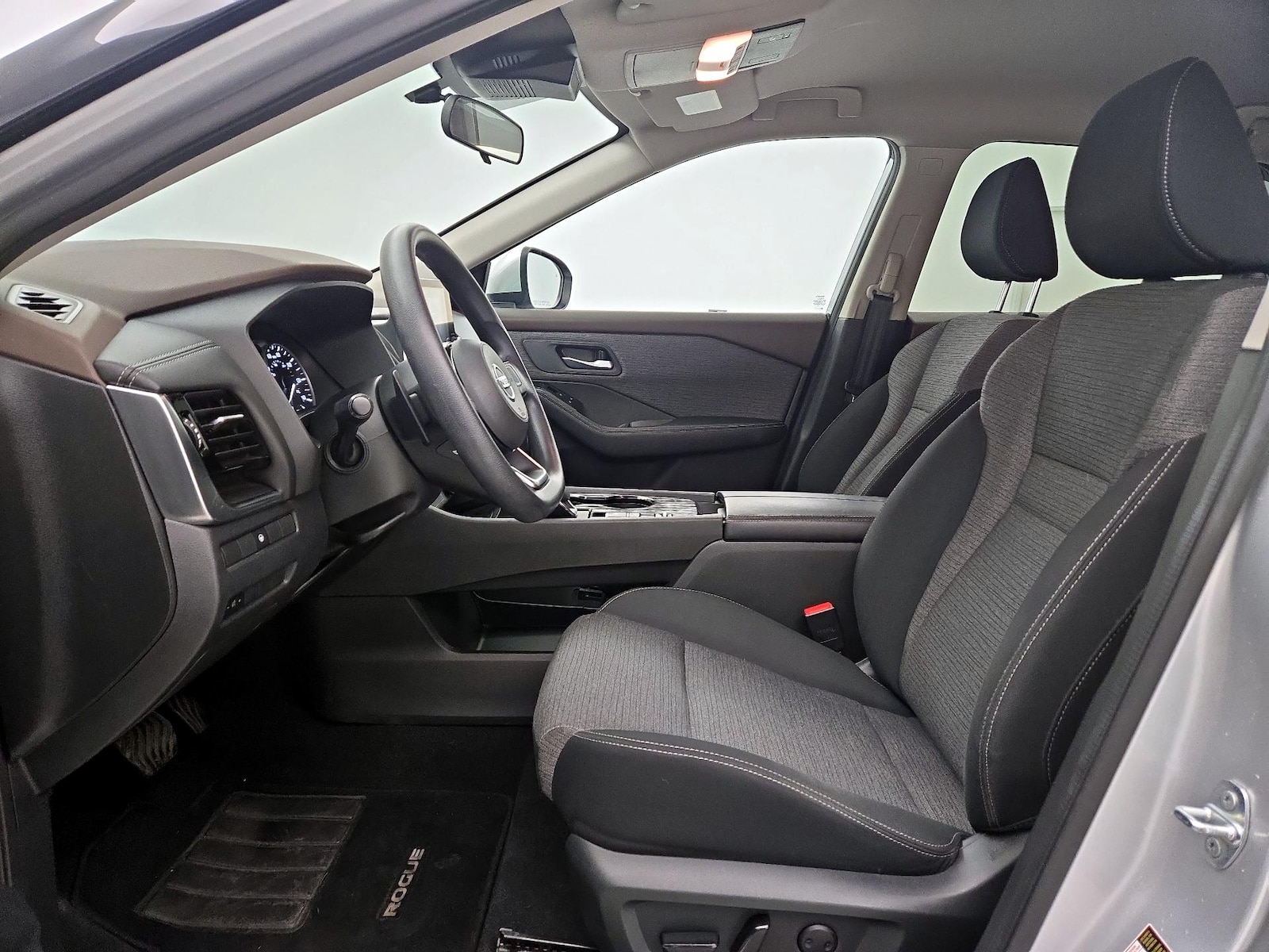 Power Seat(s) & Side Airbags