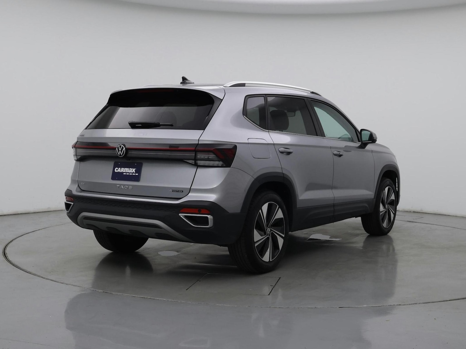 2025 Volkswagen Taos SE - Photo 9