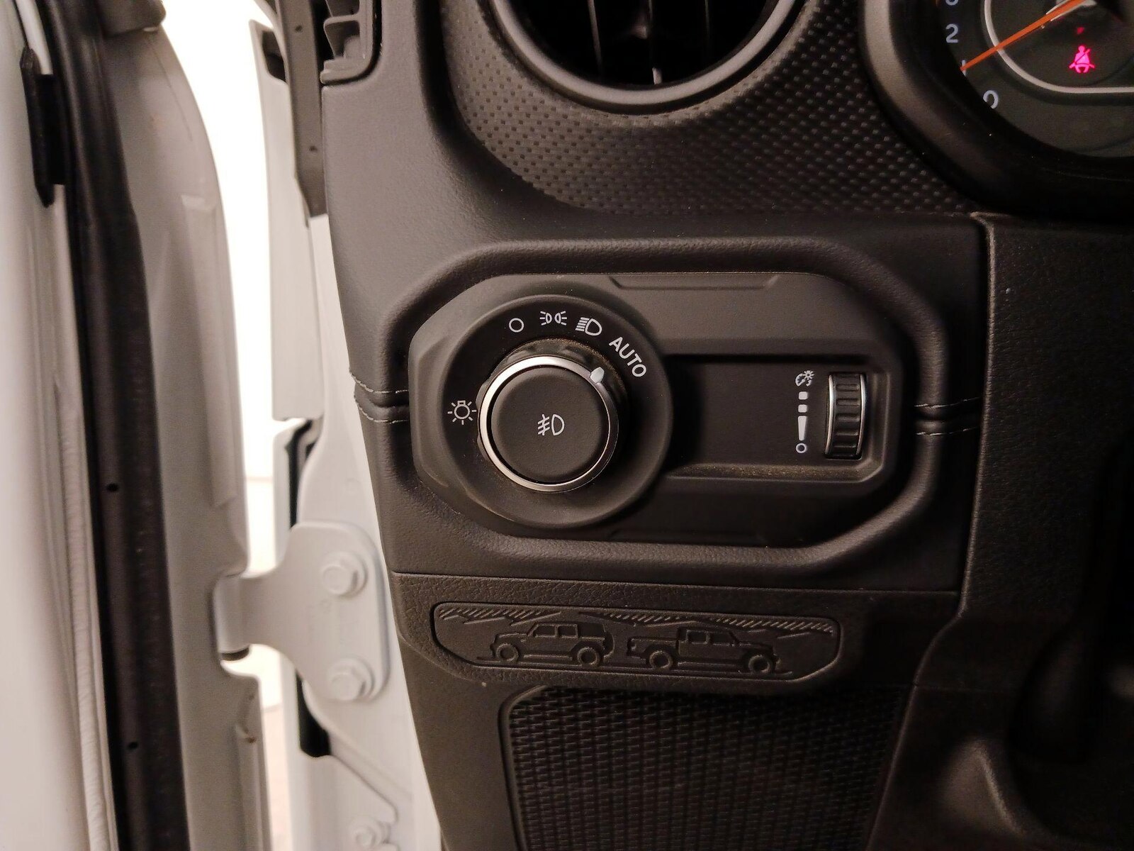 2025 Jeep Wrangler 4-Door Rubicon - Photo 14