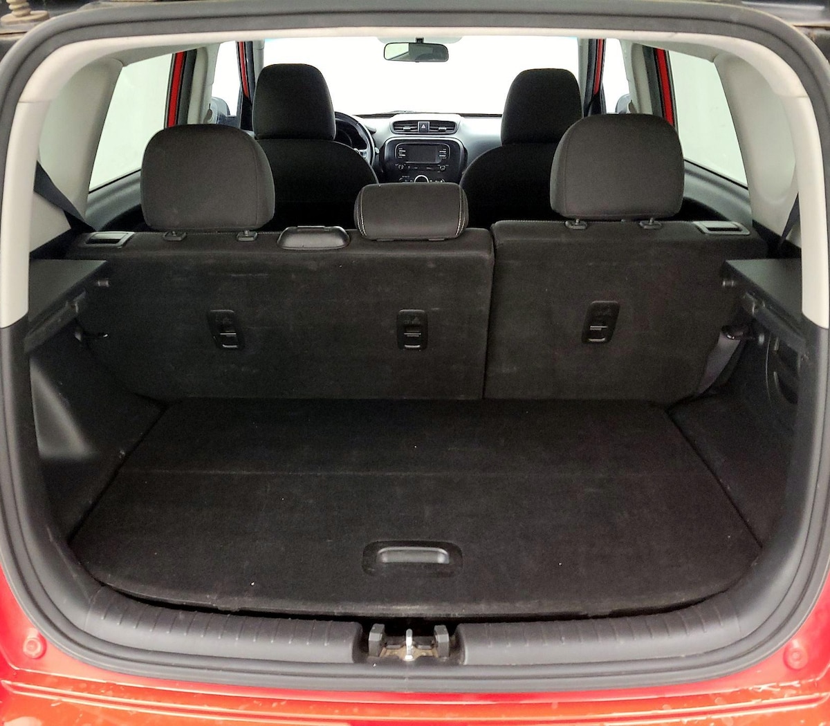 Trunk/Cargo (Seats Up)