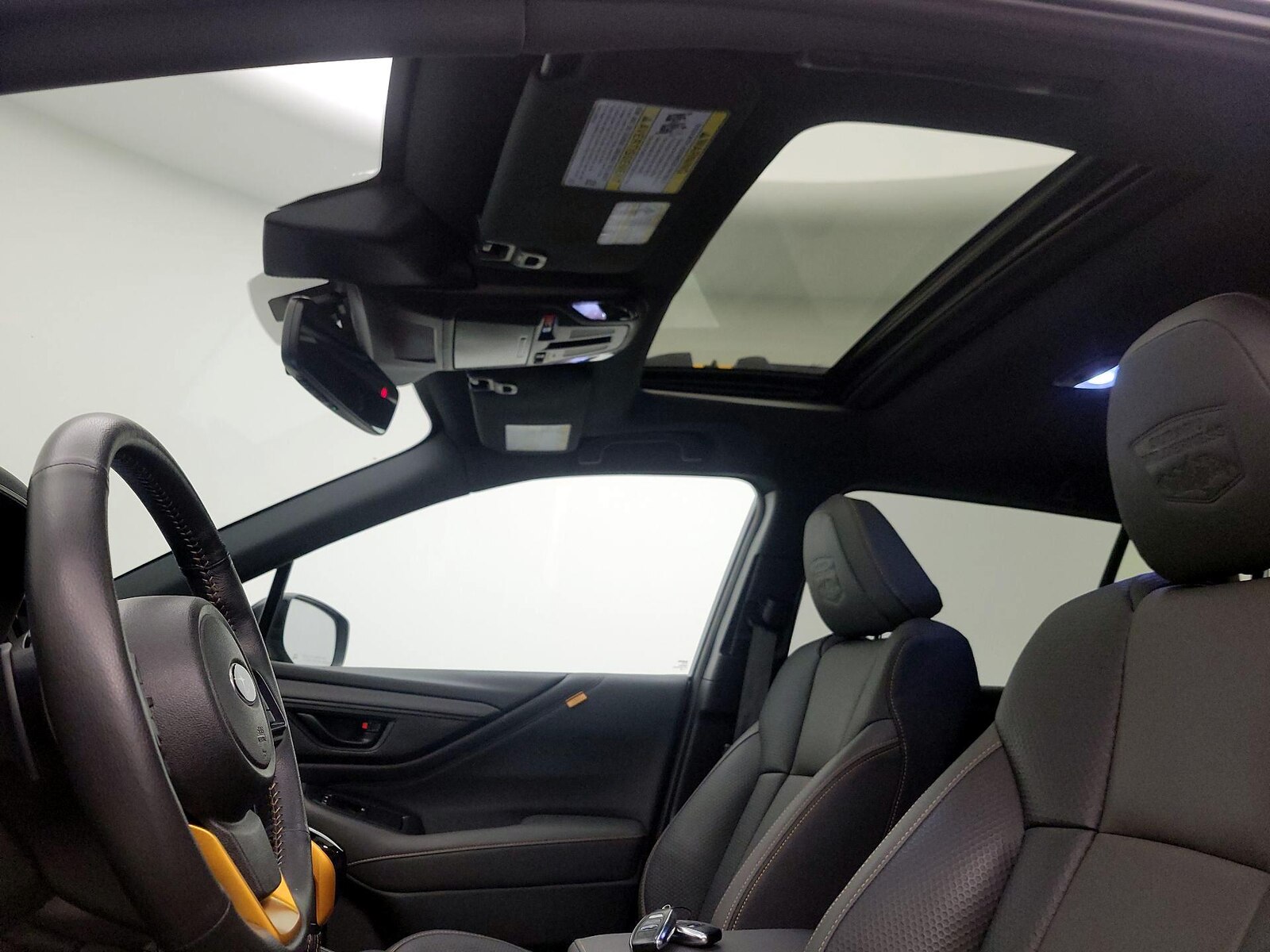 Sunroof(s) & Overhead Airbags