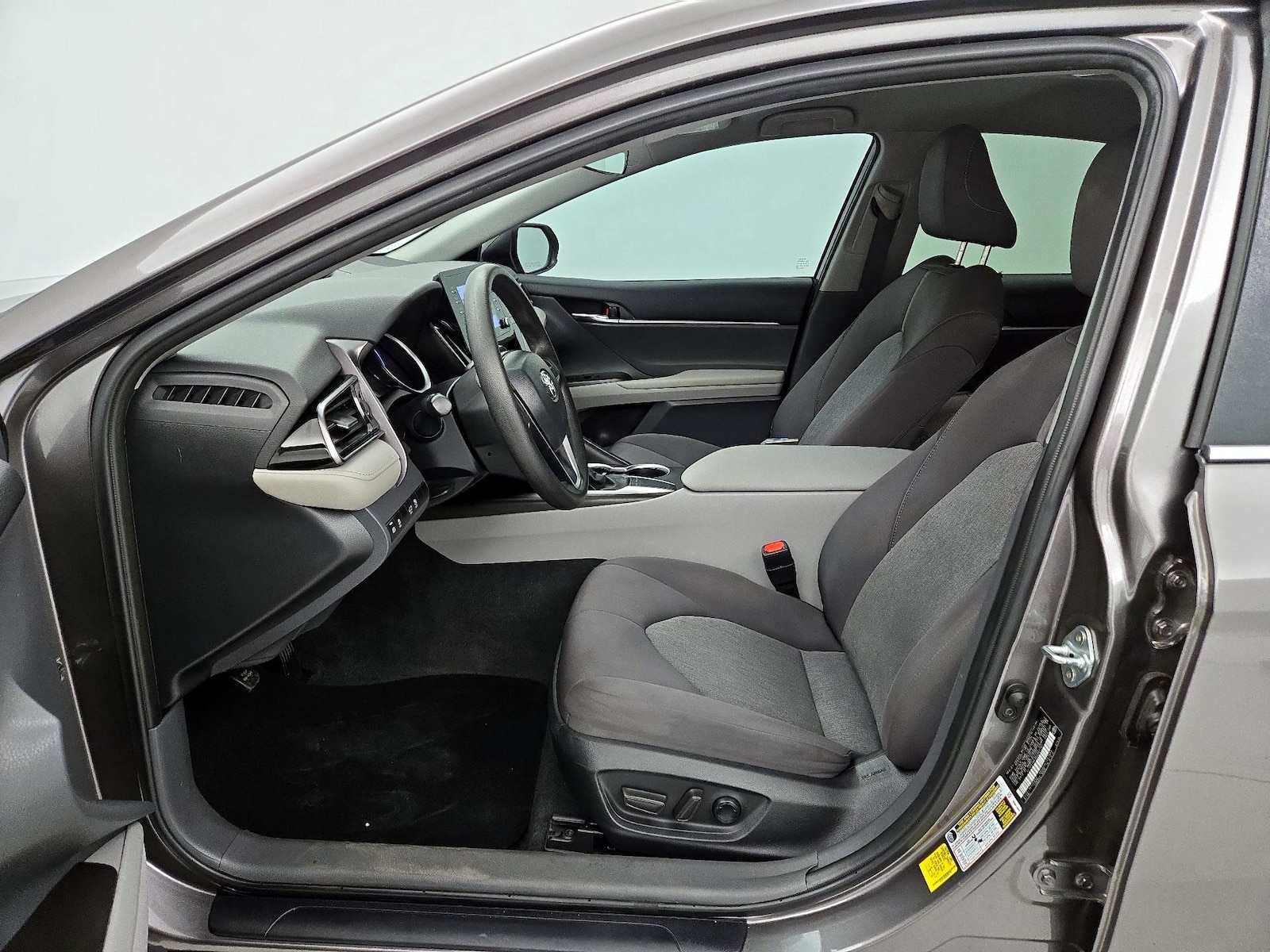 Power Seat(s) & Side Airbags