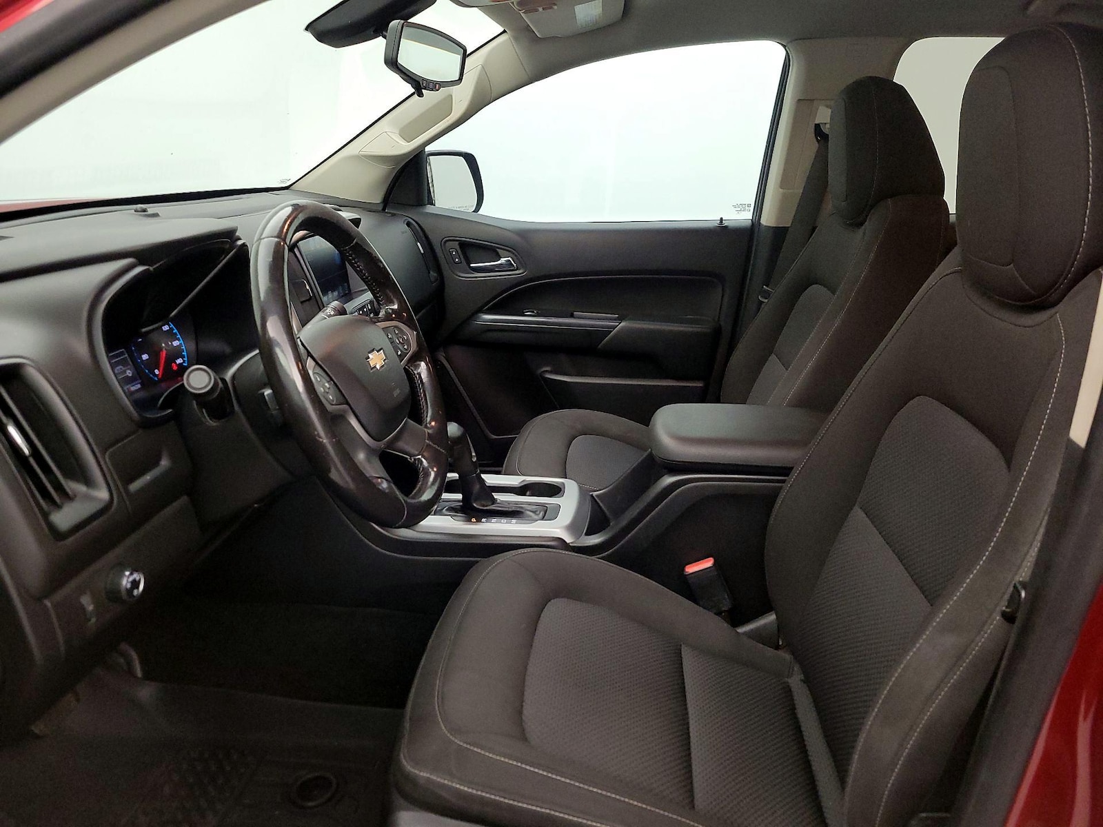 Power Seat(s) & Side Airbags
