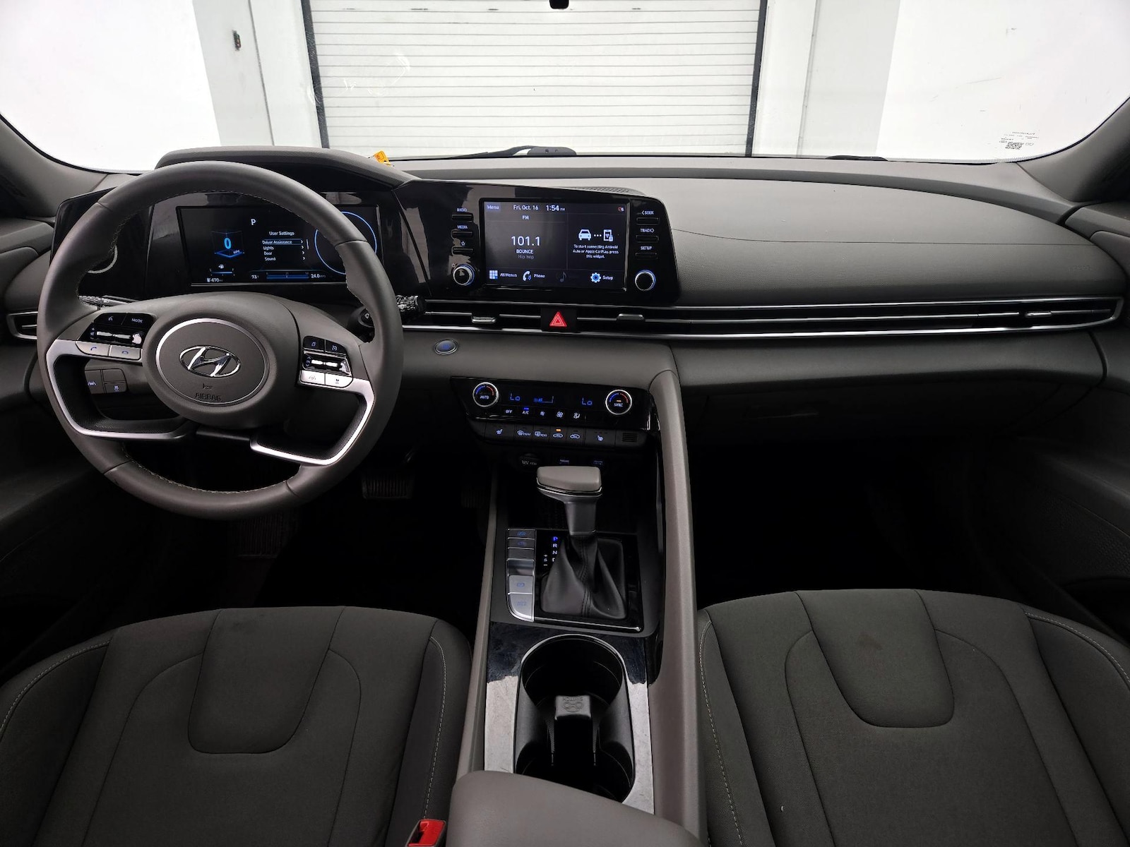Apple CarPlay® & Android Auto™