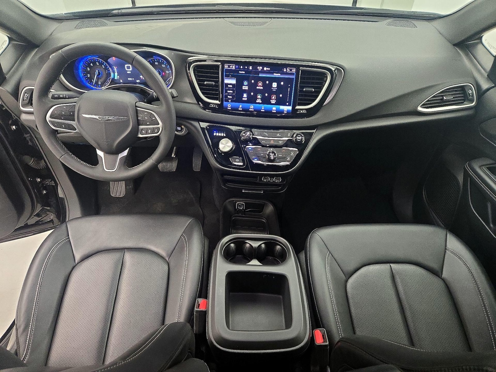Apple CarPlay® & Android Auto™