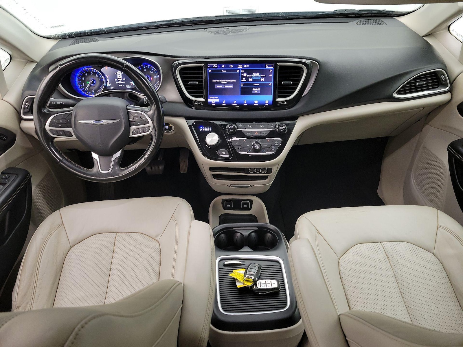 Apple CarPlay® & Android Auto™