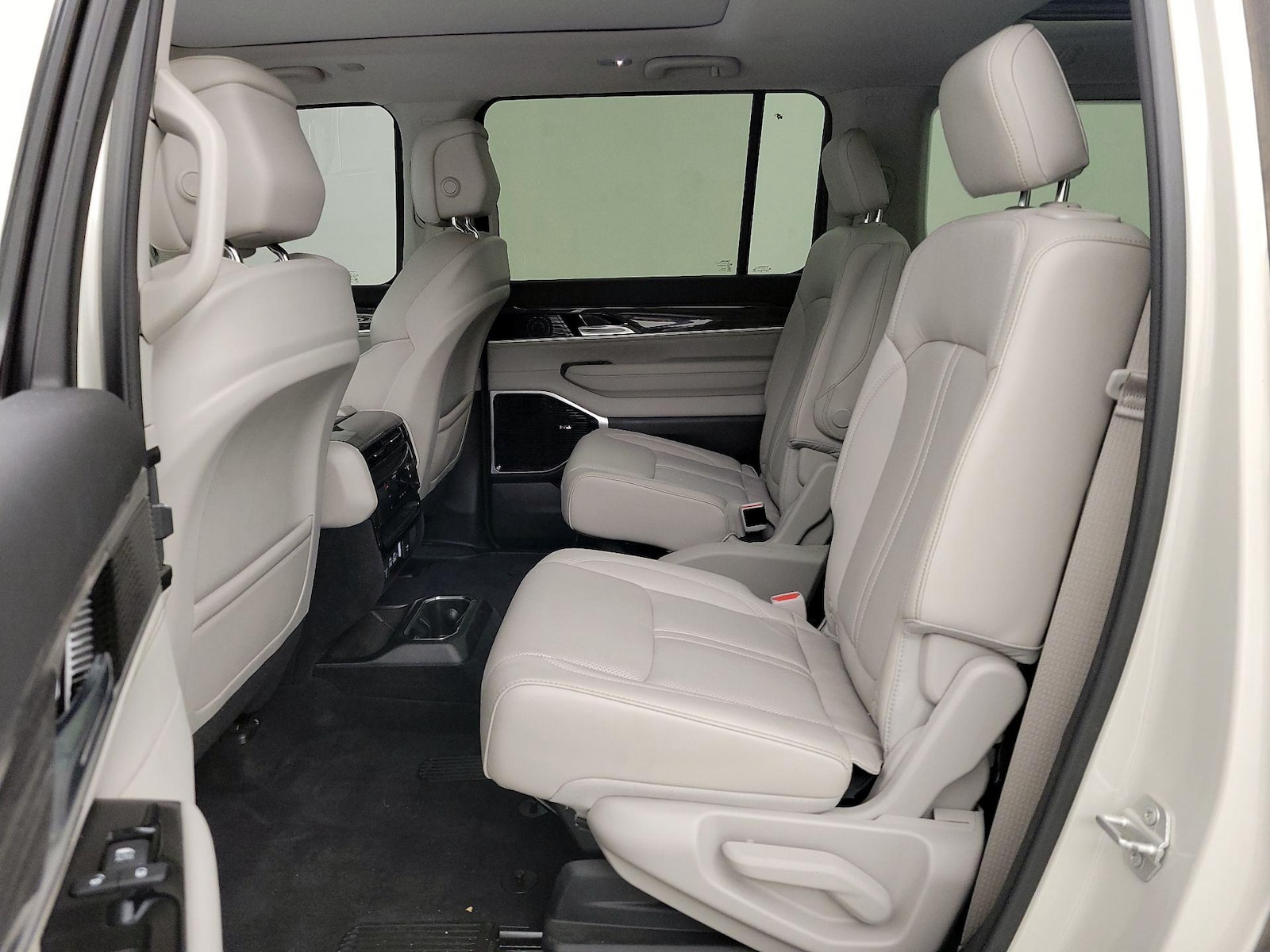 Rear Air Conditioning
