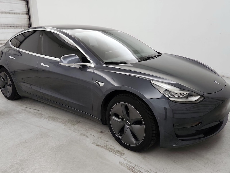 2020 Tesla Model 3 Standard Range Plus