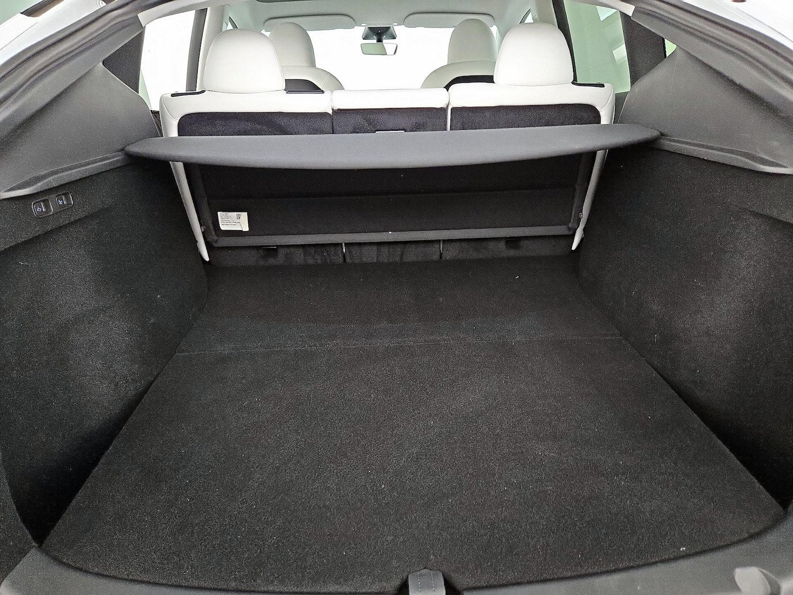 2023 Tesla Model Y Long Range - Photo 21
