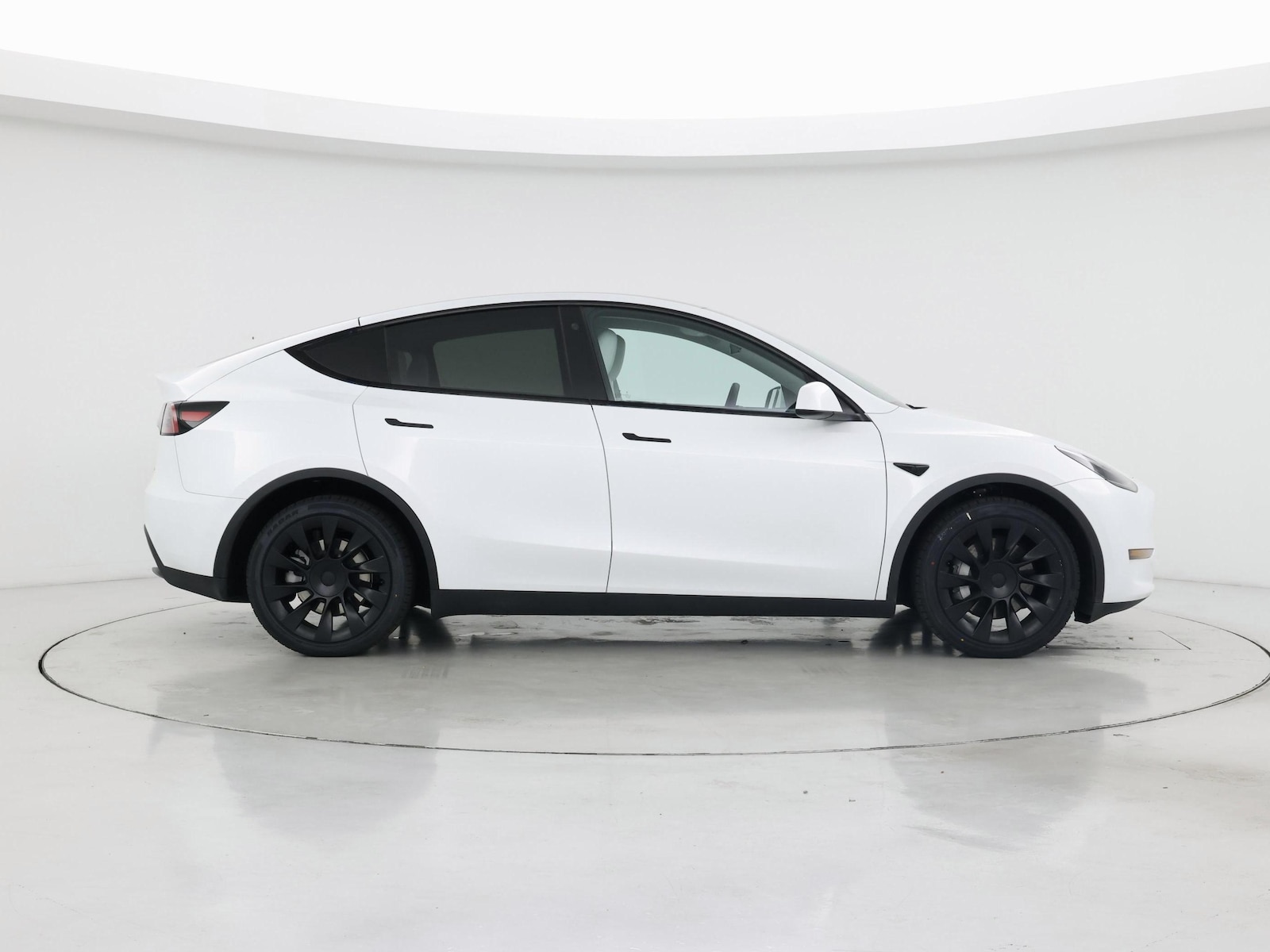 2023 Tesla Model Y Long Range - Photo 8