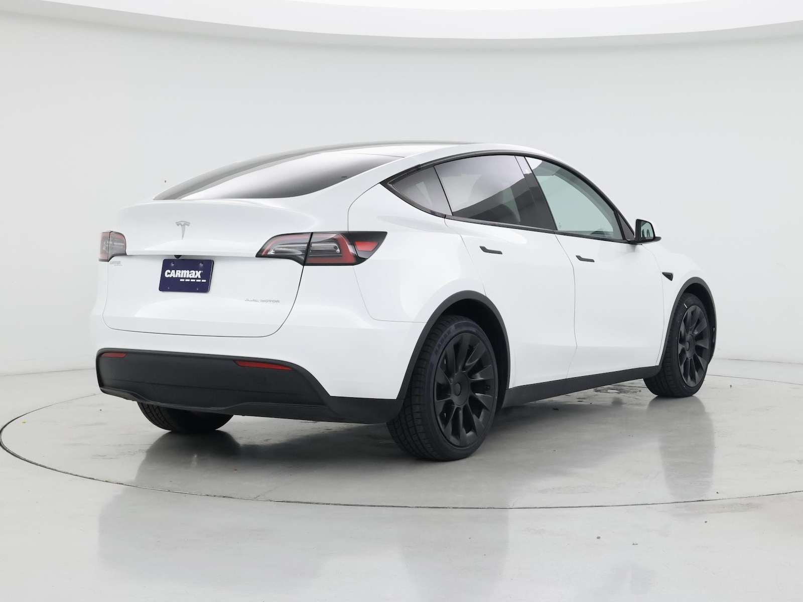 2023 Tesla Model Y Long Range - Photo 9