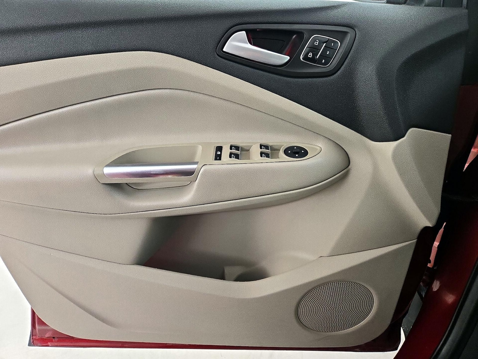 2017 Ford Escape Titanium - Photo 13