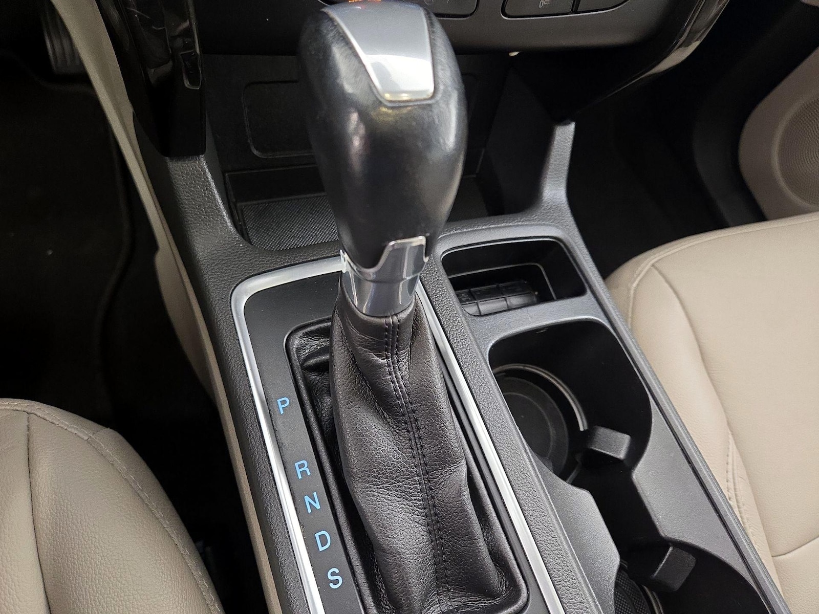 2017 Ford Escape Titanium - Photo 19