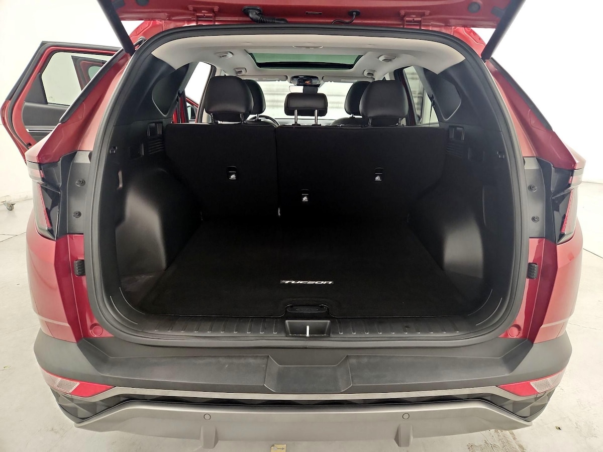 Trunk/Cargo (Seats Up)