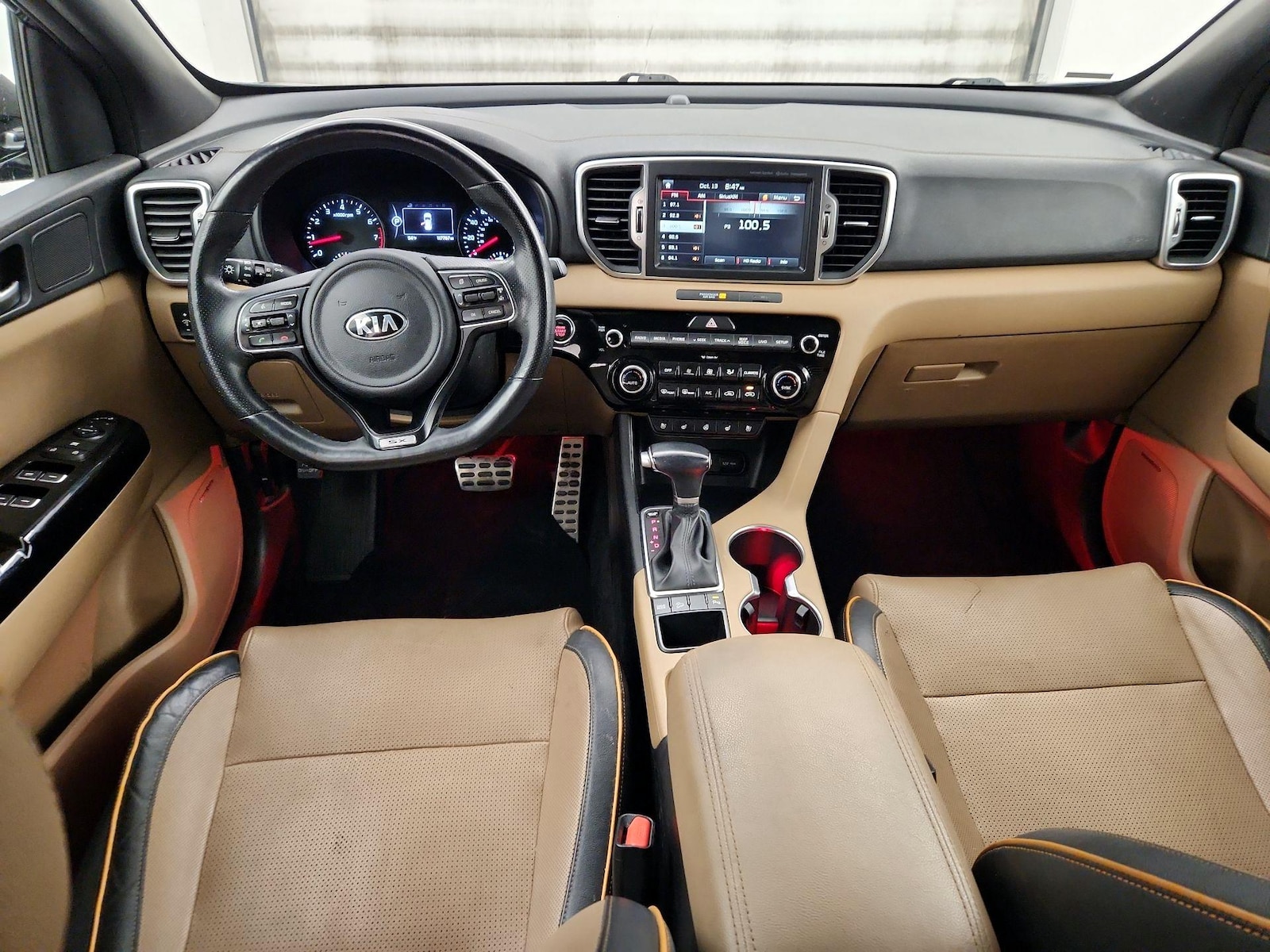 Apple CarPlay® & Android Auto™