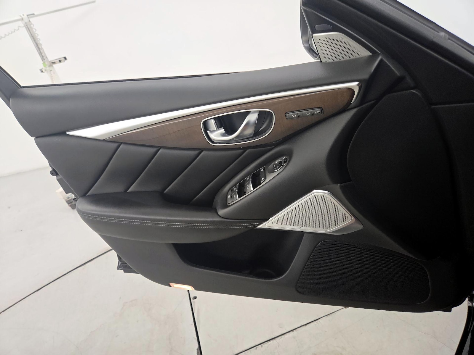 2017 INFINITI Q50 Premium - Photo 13