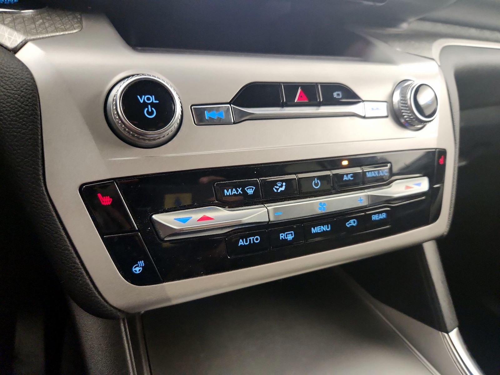 2022 Ford Explorer TIMBERLINE - Photo 15