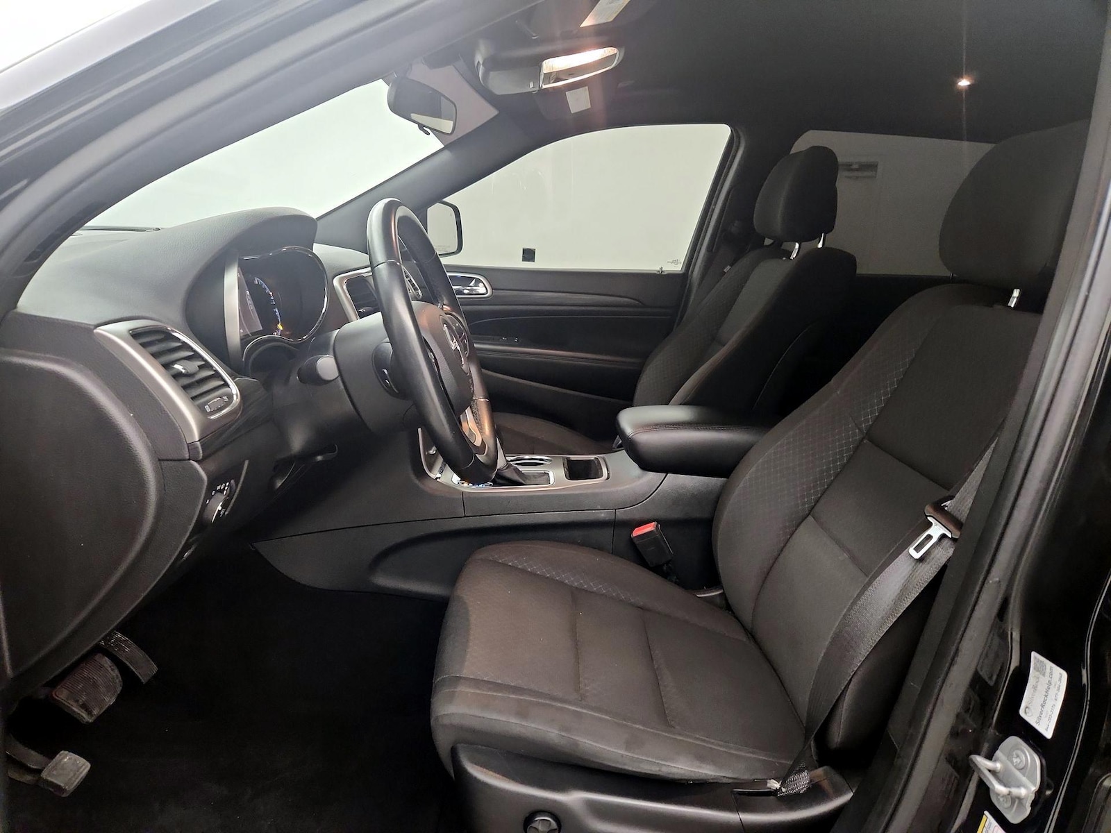 Power Seat(s) & Side Airbags